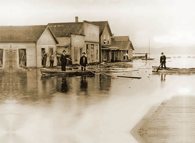 High tide on Front Street near Park Avenue